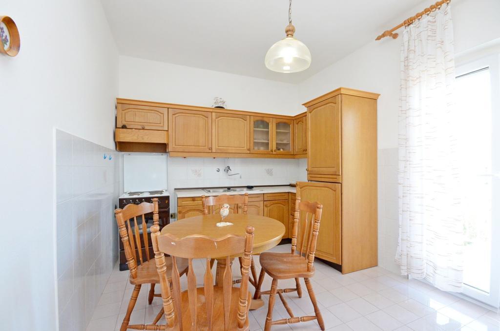 Apartments Vila Punta Jadrtovac Buitenkant foto